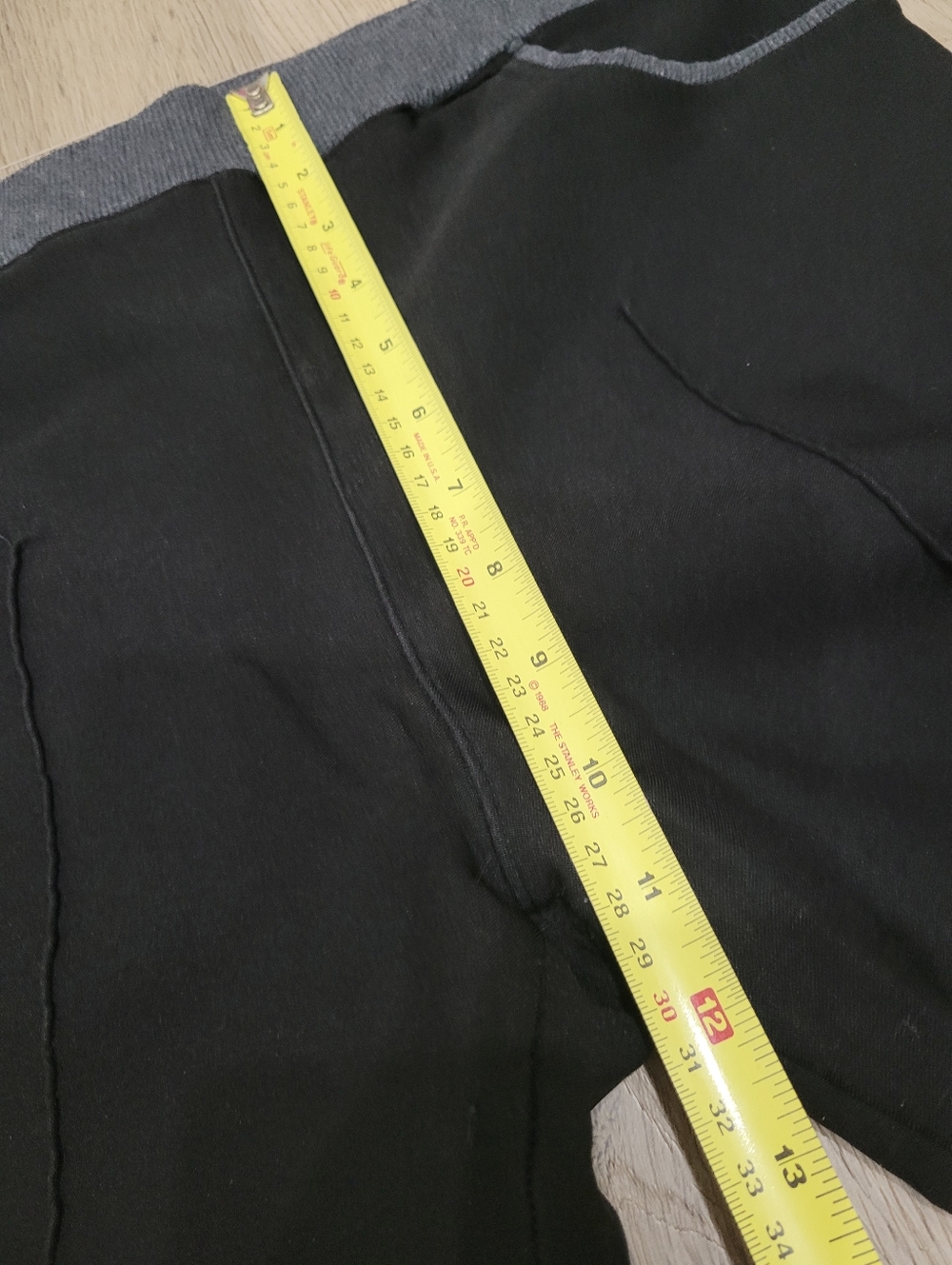 2/$20 Y2K Black & Grey Pull Up Pants Size: Large - Picture 9 of 11